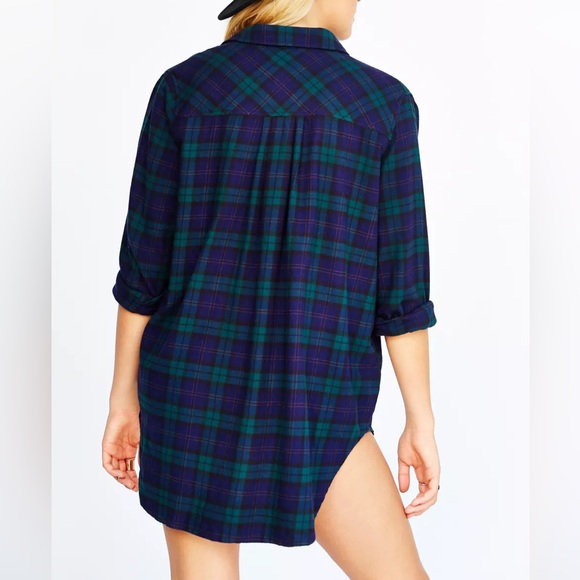 BDG OVERSIZED BLUE & GREEN PLAID FLANNEL - Picture 2 of 9